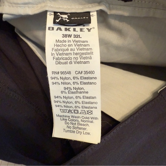 Oakley -Men’s Black Joggers Size 38W 32L - Picture 5 of 9